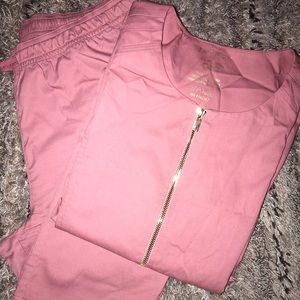 Jaanuu skinny pants and biker top scrub set